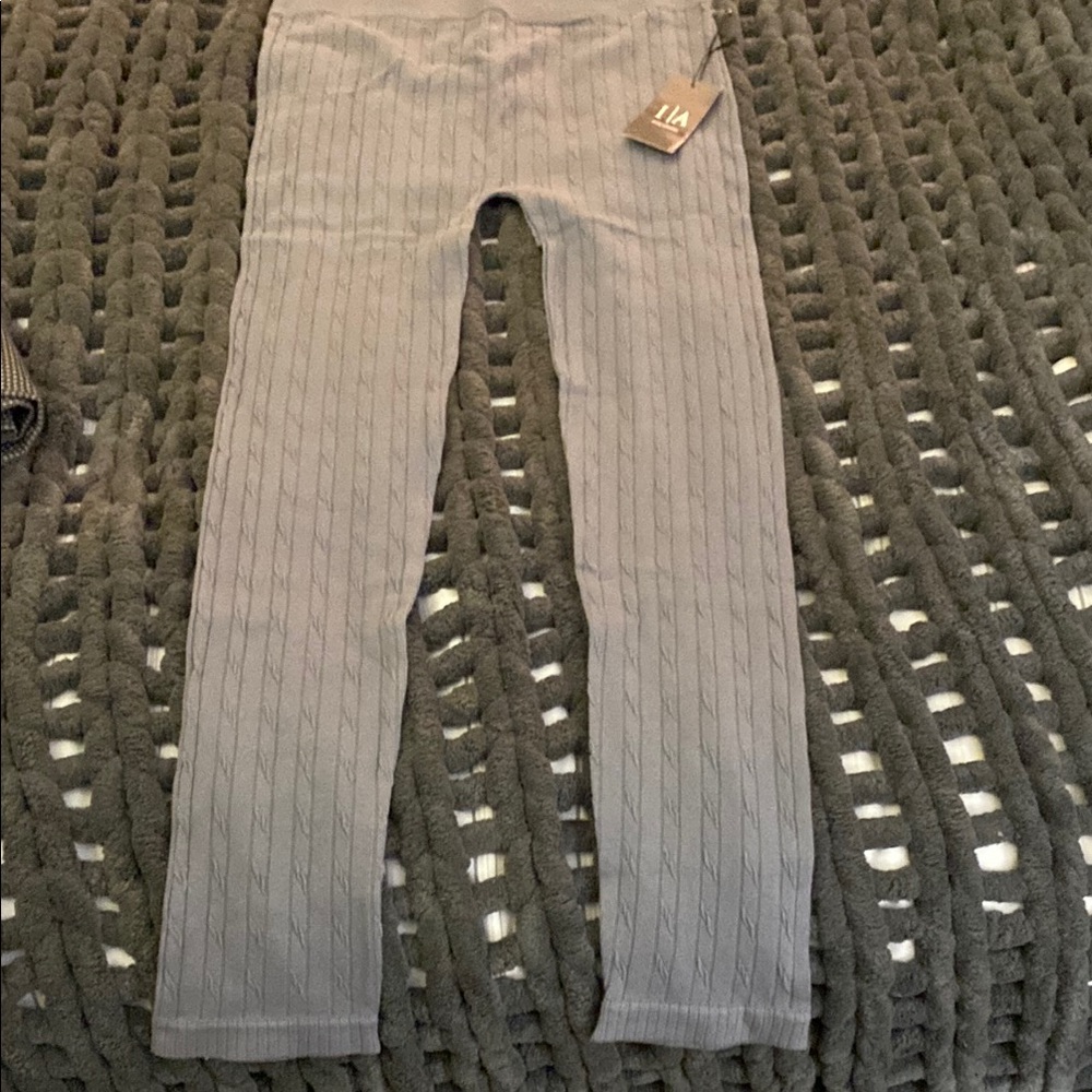 ICON Gray Textured Leggings